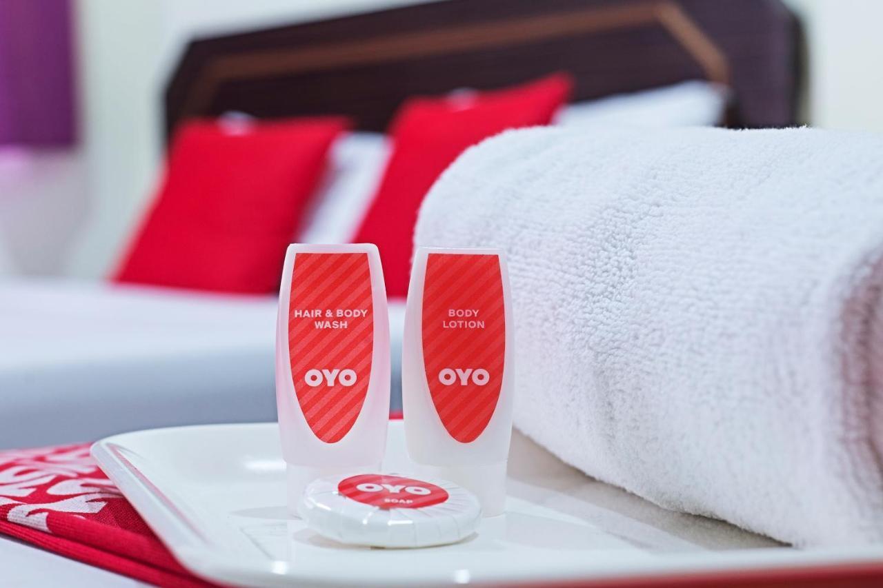 Oyo 422 Hotel Reno Kuala Lumpur Exterior foto
